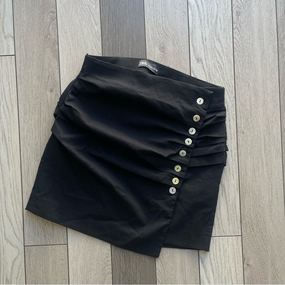 Zara Black Mini Skirt with Side Button Detail